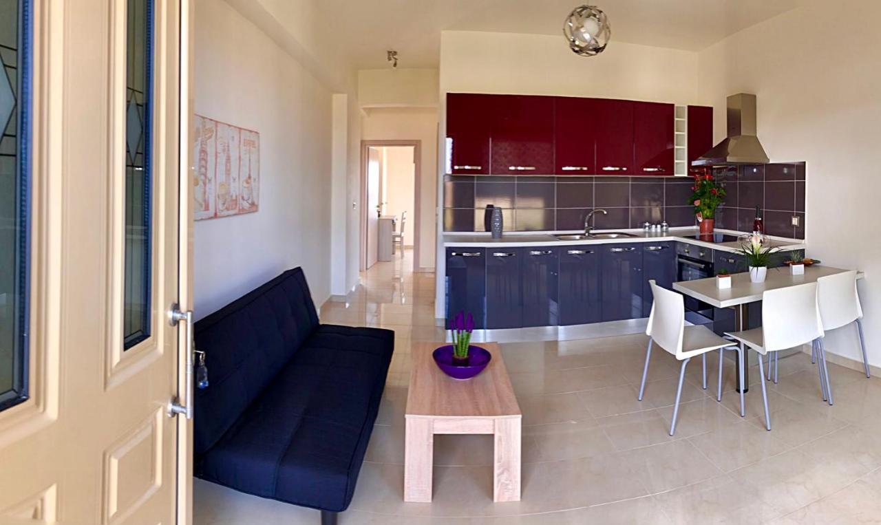 Stelia Luxury Apartments Kalavarda Bagian luar foto