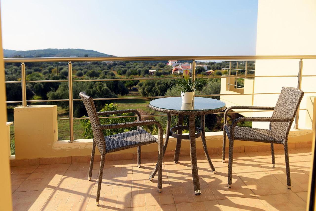 Stelia Luxury Apartments Kalavarda Bagian luar foto