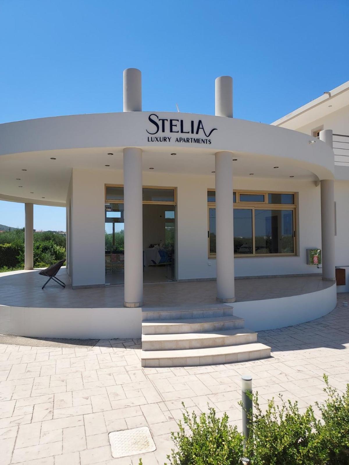 Stelia Luxury Apartments Kalavarda Bagian luar foto